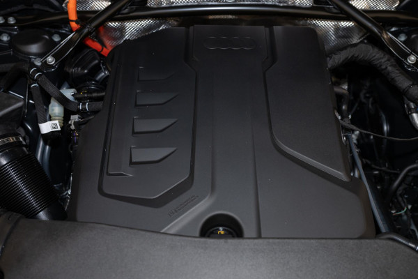 2026 Audi Q5 e-hybrid 270kW SUV image 22