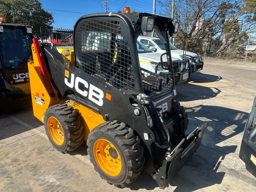 2025 JCB WHL SKID STEER LDR Wheeled Skidsteer Loader Image 3