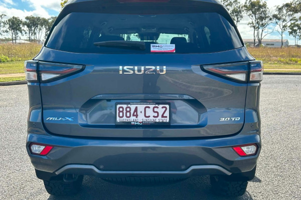 2021 Isuzu MU-X RJ LS-U SUV Image 4