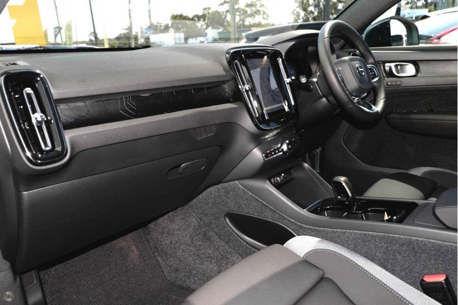 2023 MY24 Volvo C40 XK Recharge Twin SUV Image 7