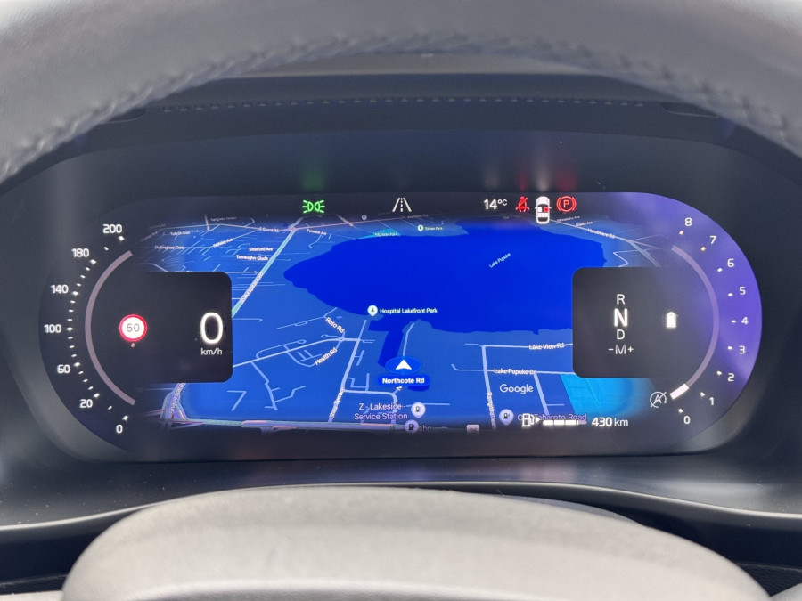 2023 Volvo XC40 XZ Ultimate B5 Dark SUV Image 14
