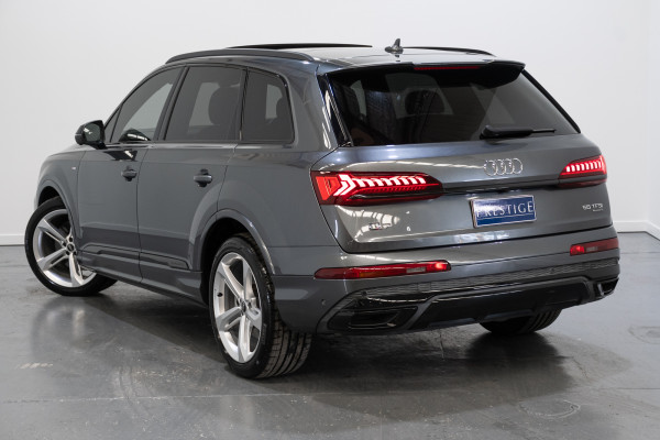 2021 Audi Q7 4M 55 TFSI S line SUV Image 9