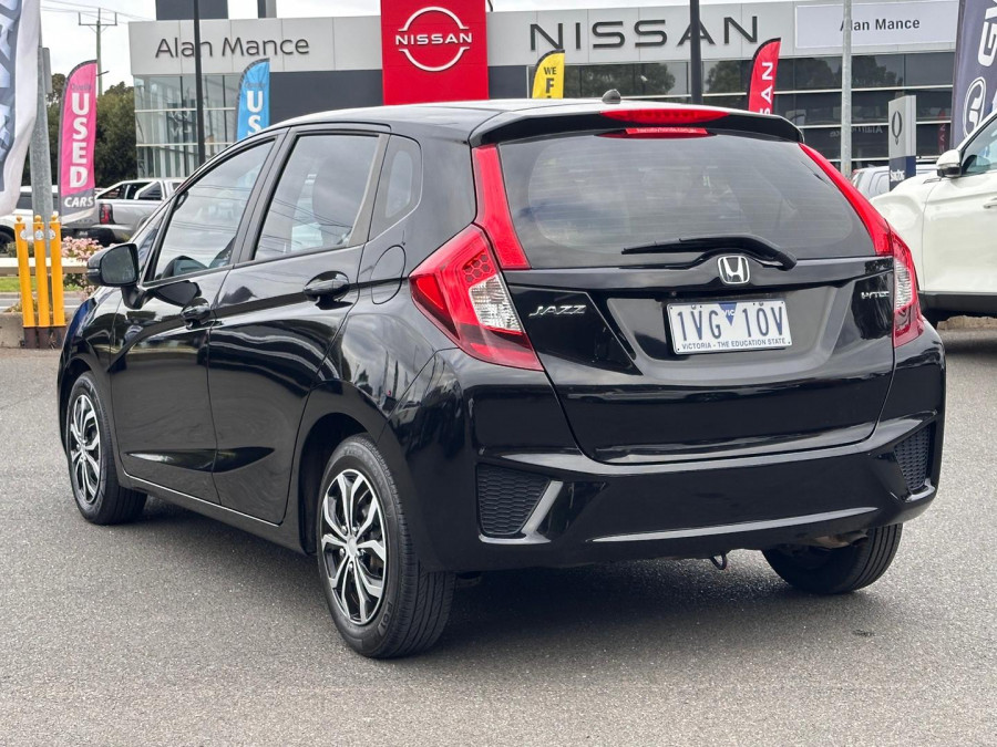2015 Honda Jazz GF VTi Hatch Image 6