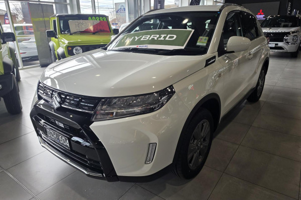 2026 Suzuki Vitara  Turbo Hybrid SUV