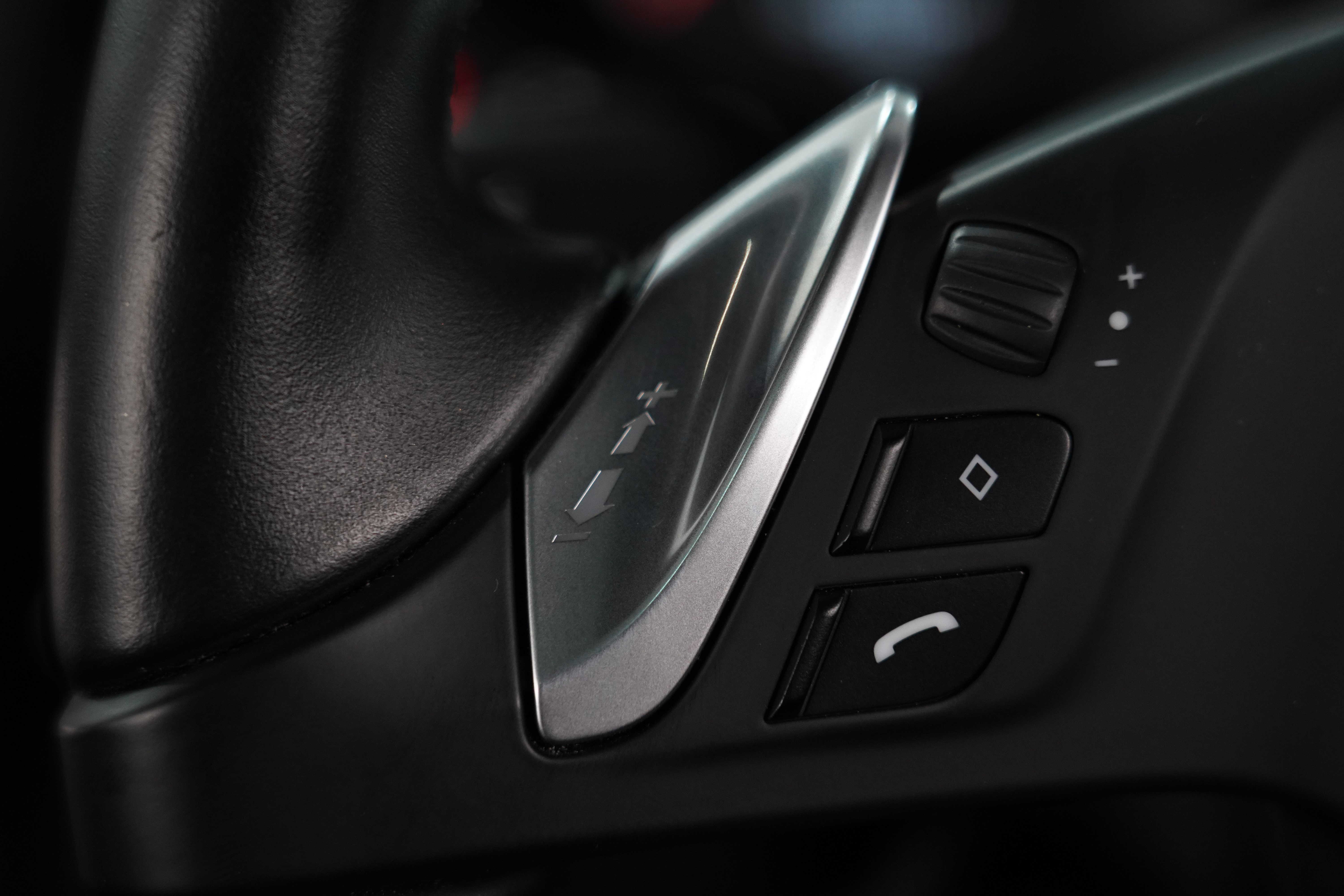 2015 Porsche 911 Carrera S Coupe Image 39