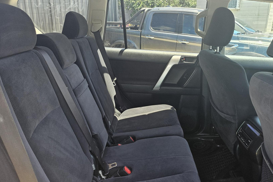 2014 Toyota Landcruiser Prado KDJ150R GXL SUV Image 9