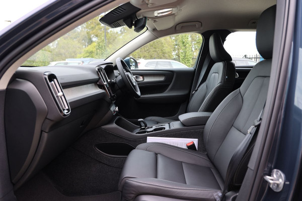 2026 Volvo XC40 XZ Plus B4 SUV Image 29