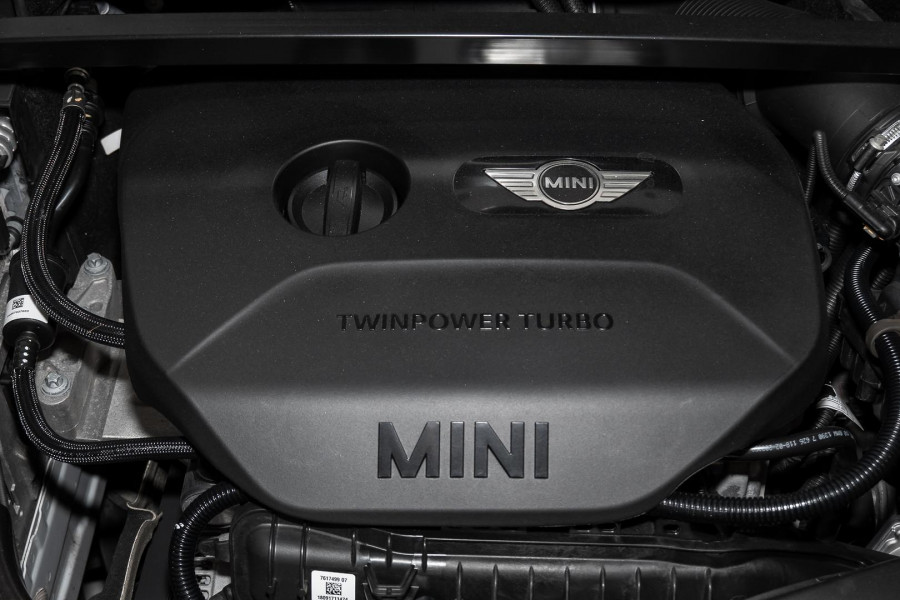 2018 MINI Countryman F60 Cooper SUV