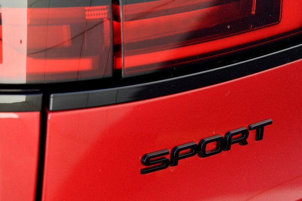 2026 Land Rover Range Rover Sport L461 D300 Dynamic SE SUV image 32