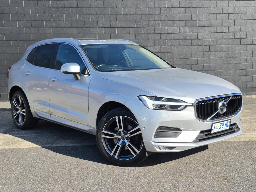 2020 MY21 Volvo XC60 UZ D4 Momentum SUV Image 1