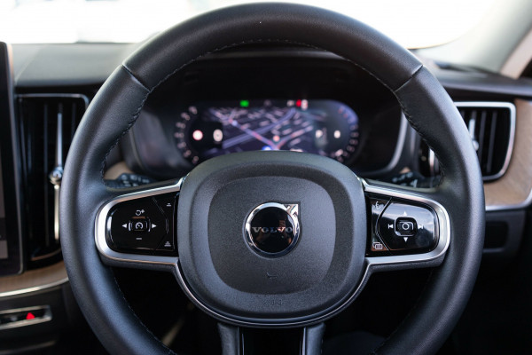 2025 MY26 Volvo XC60 UZ Plus B5 Bright SUV Image 29