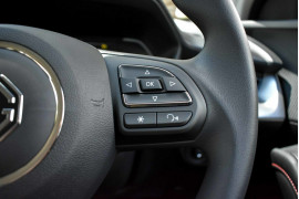 2024 MG MG5 AP32 Essence Sedan