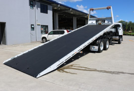 Fuso Fighter 2427 MANUAL TILT TOW 2427 TOW + TILT