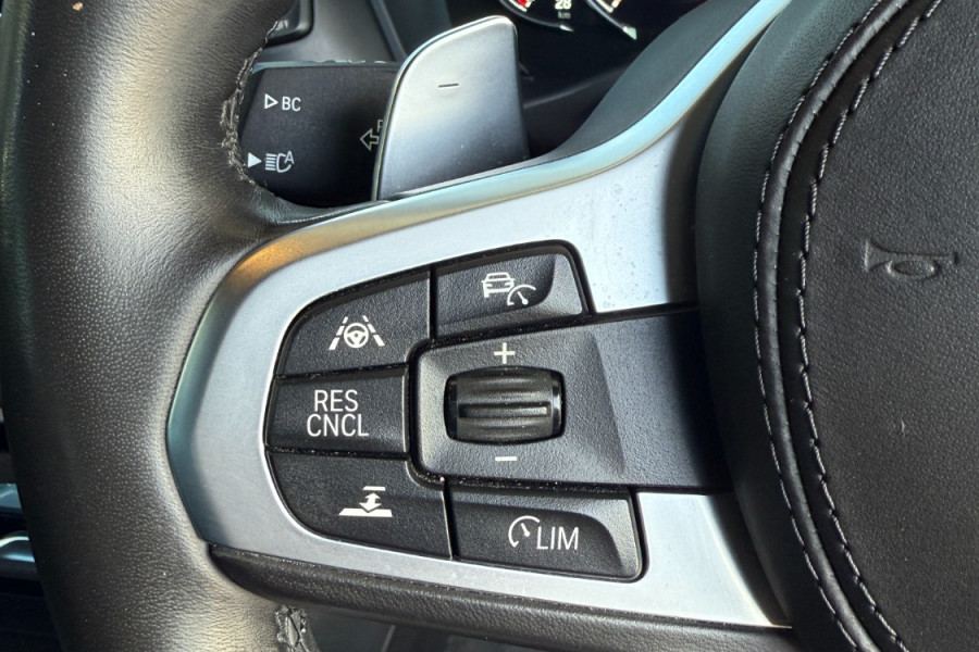 2019 BMW X4 G02 xDrive30i M Sport SUV Image 11