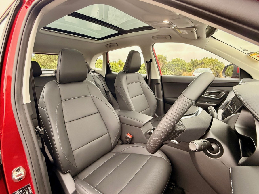 2026 MG ZS ZS32 Essence SUV Image 9