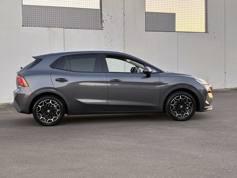 2026 MG MG4 EV Urban Essence 54 Hatch Image 2