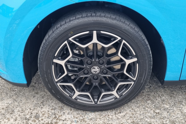 2026 MG MG4 EV Urban AH4E Essence 54 Hatch Image 18