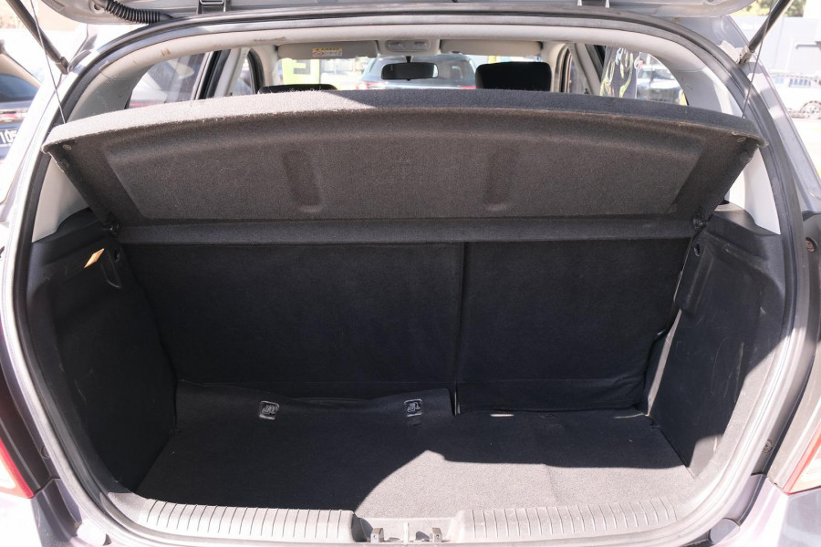 2014 MY15 Hyundai i20 PB Active Hatch Image 9