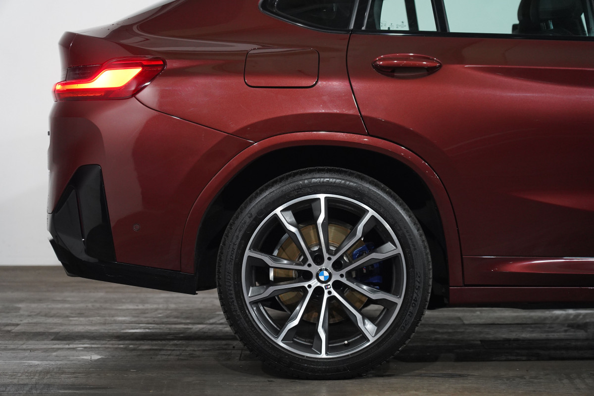 2022 BMW X4 Xdrive30i M Sport Coupe Image 6