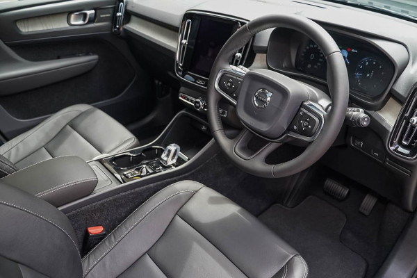 2019 MY20 Volvo XC40 XZ T4 Inscription Suv Image 4