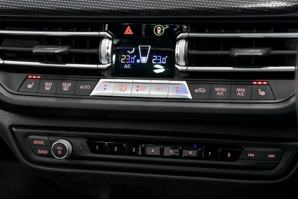 2020 BMW 1 Series F40 M135i xDrive Hatch image 17