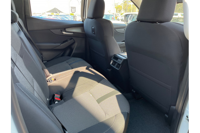 2025 Mazda BT-50  XTR Cab Chassis Image 4