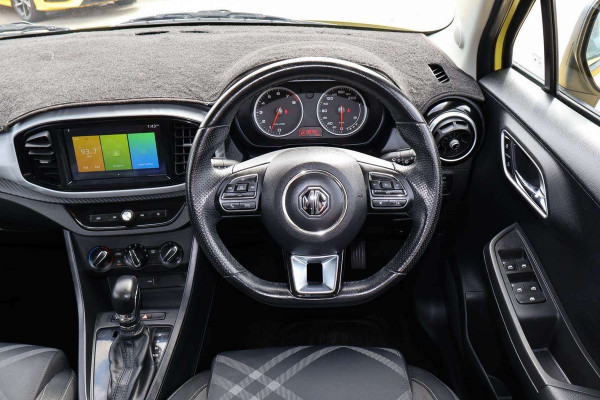 2021 MG MG3 SZP1 Core Hatch Image 9