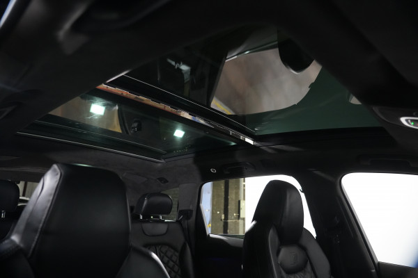 2020 Audi SQ7 TDI SUV image 29