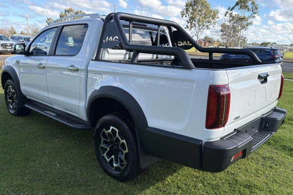 2026 JAC T9  Haven Ute Image 6