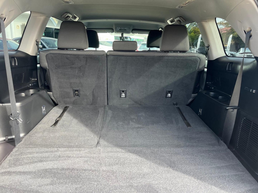 2017 Toyota Kluger GSU55R GX SUV Image 17