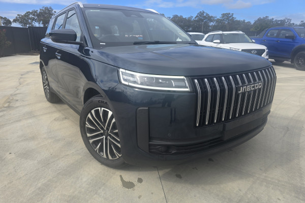2026 Jaecoo J5  Summit SUV Image 1