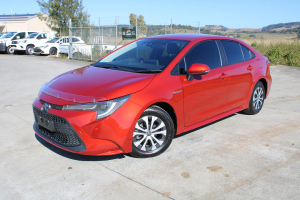 2020 Toyota Corolla ZWE211R SX Hybrid Sedan Image 3