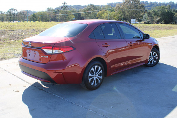 2020 Toyota Corolla ZWE211R SX Hybrid Sedan Image 4