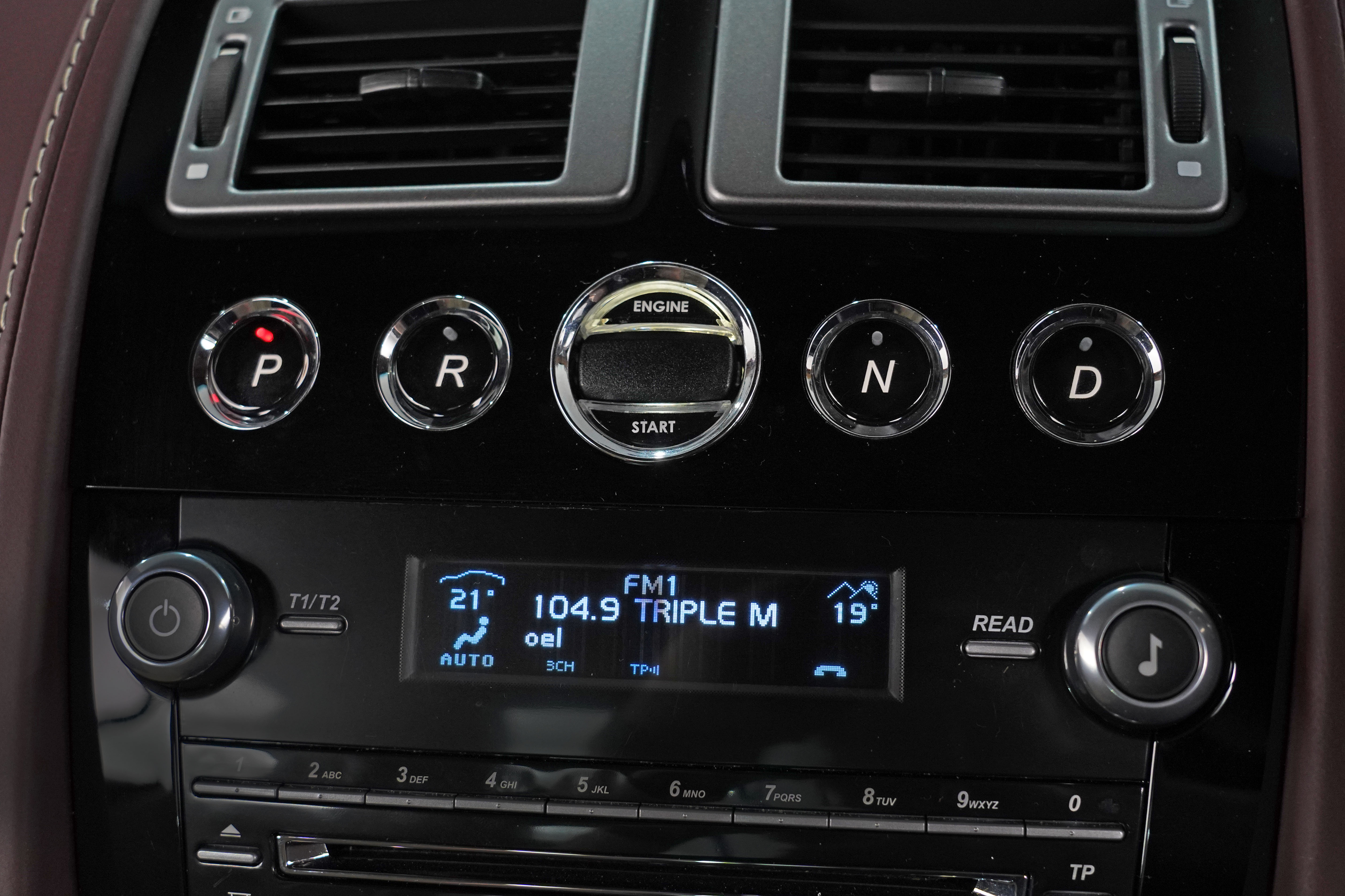 2012 Aston Martin Db9 Sport Edition Coupe Image 29