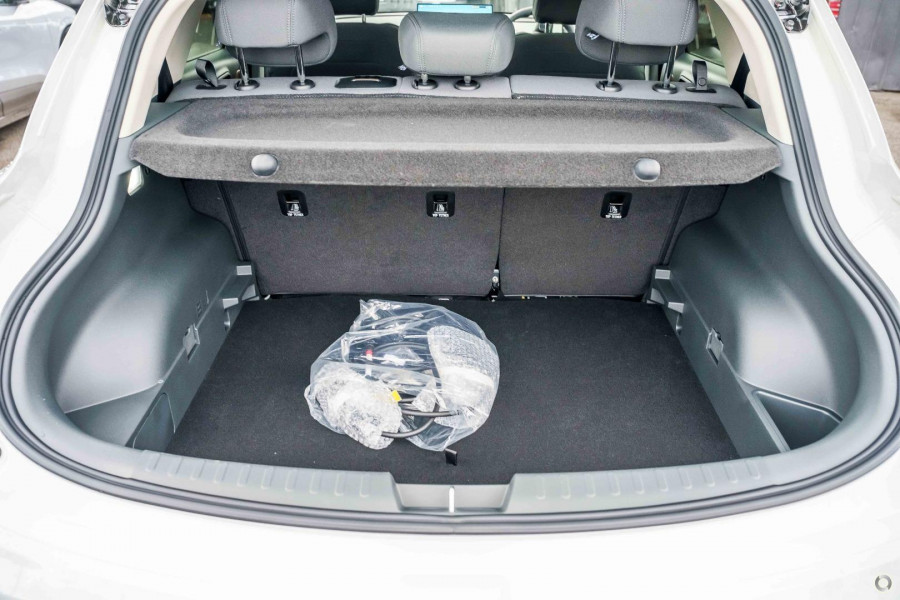 2026 GWM Ora EC15S Lux Wagon Image 8