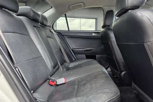 2017 Mitsubishi Lancer CF LS Sedan Image 16