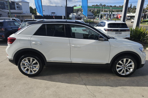2024 Volkswagen T-Roc D11 110TSI Style SUV