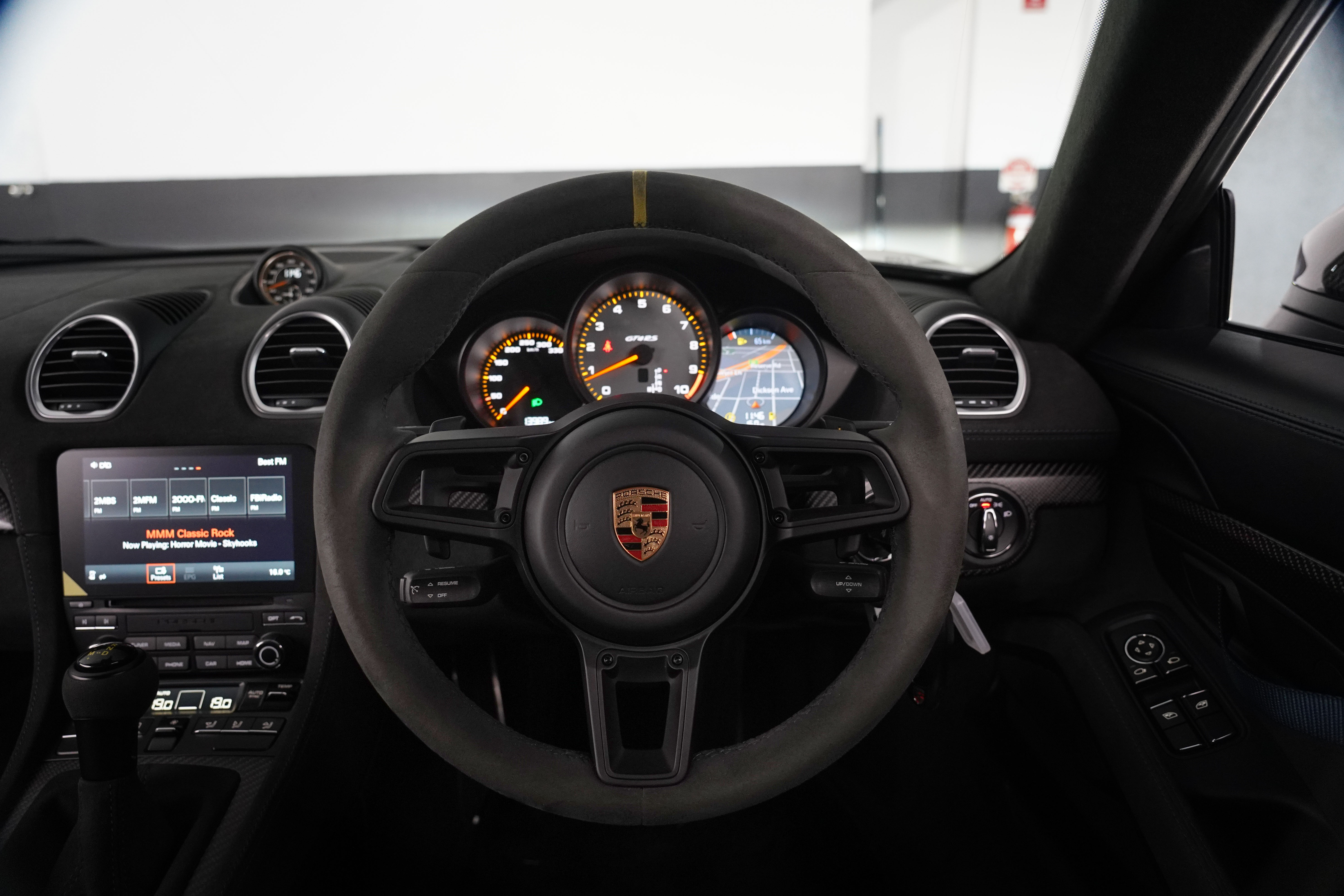 2023 Porsche 718 Cayman GT4 RS Coupe Image 36