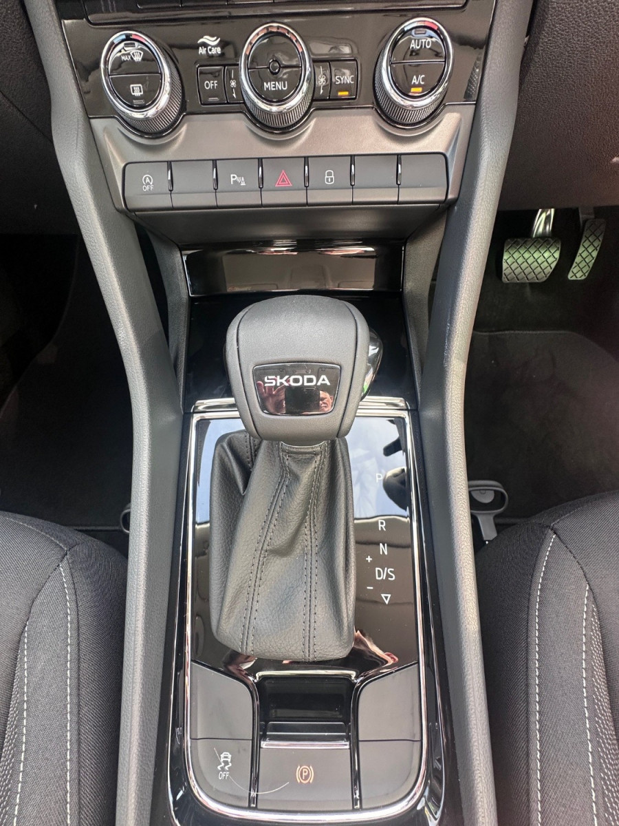 2025 MY26 Skoda Karoq SUV Image 18