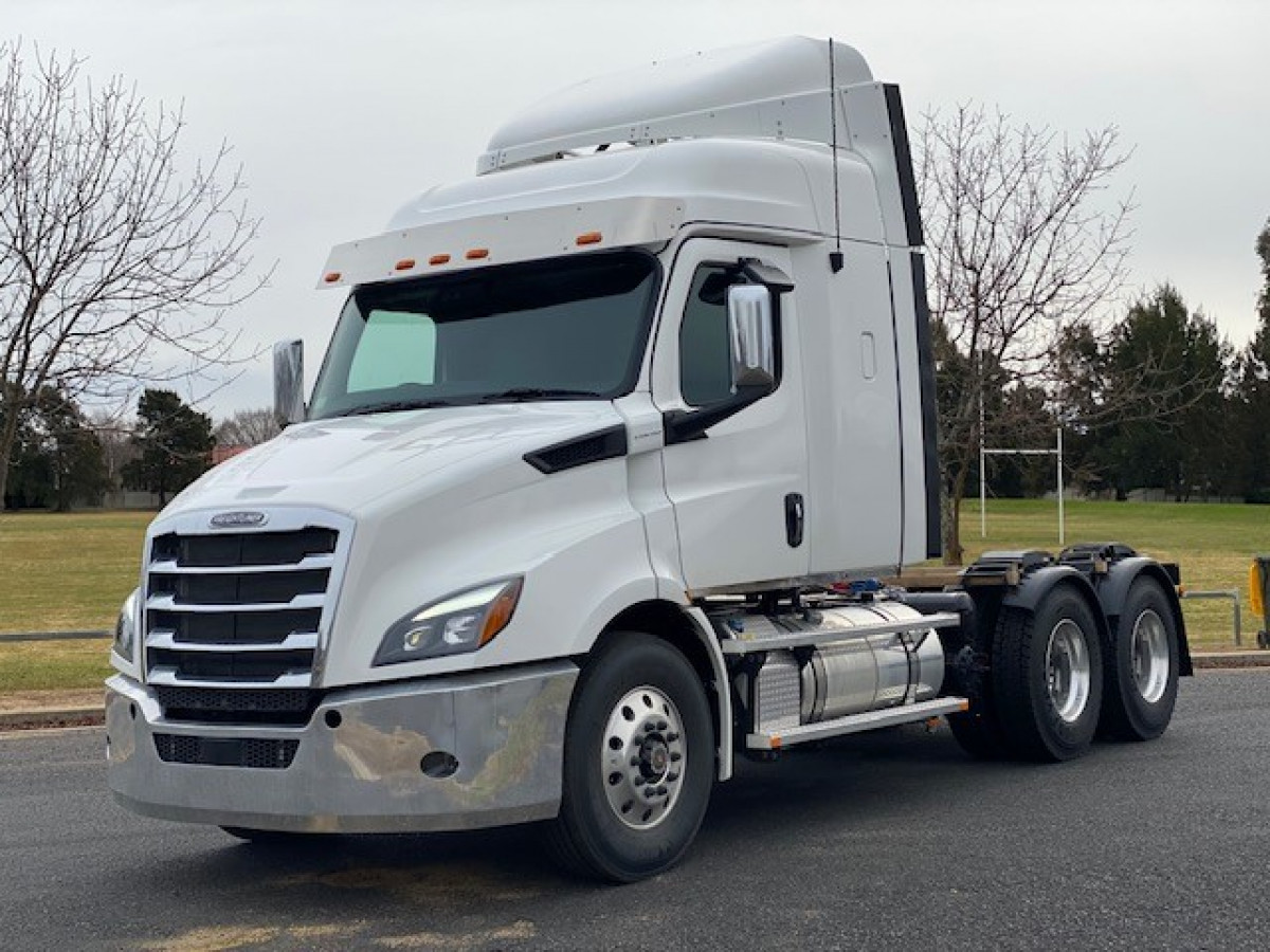 New 2023 Freightliner Cascadia 116 #NT02231 Orange Hino, NSW | West ...