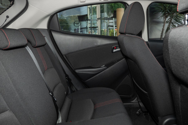 2025 Mazda 2 DJ Series G15 Evolve Hatch Image 9