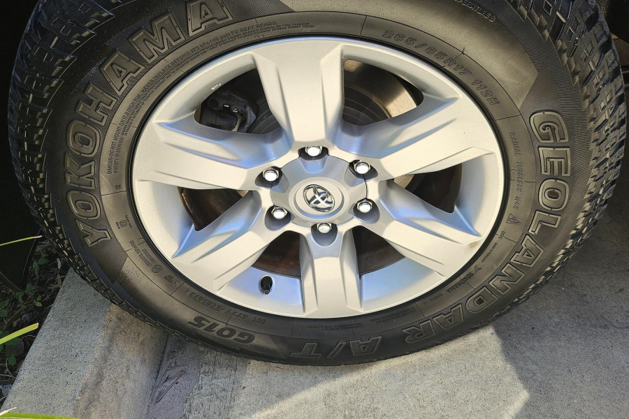 2014 Toyota Landcruiser Prado KDJ150R GXL SUV Image 22