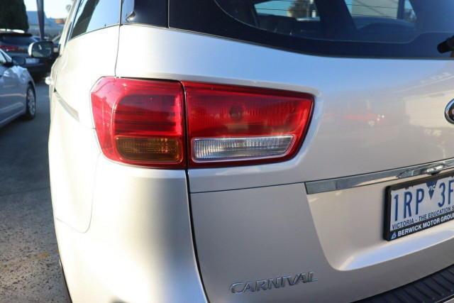 2017 Kia Carnival YP S People Mover Image 7
