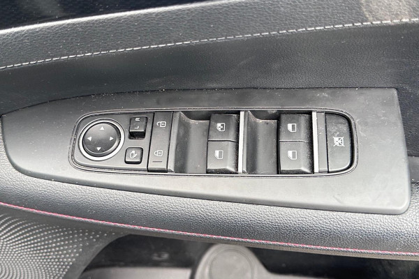 2022 Kia Cerato BD GT Hatch Image 17