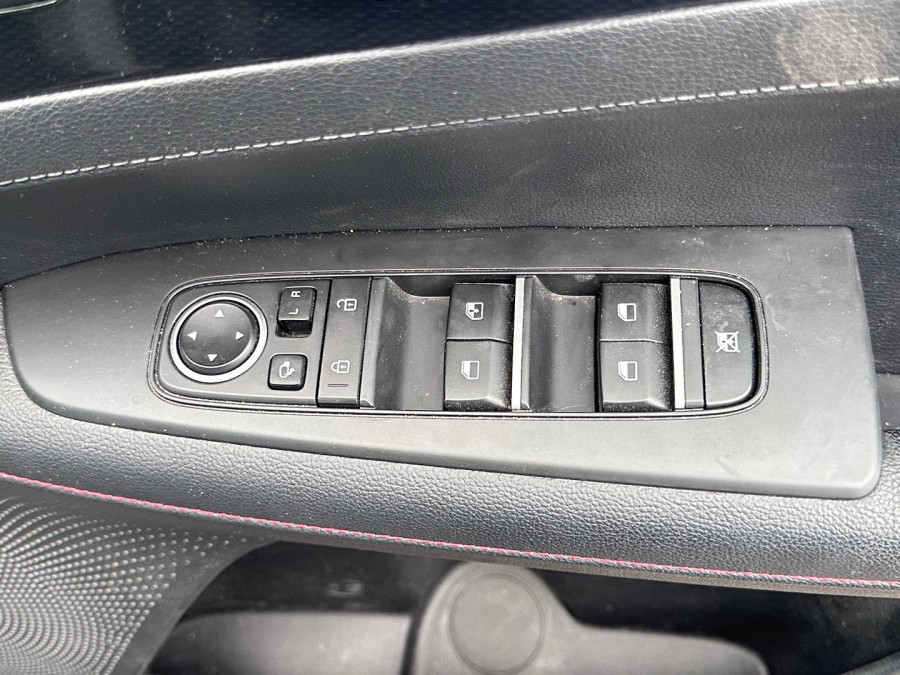 2022 Kia Cerato BD GT Hatch Image 17