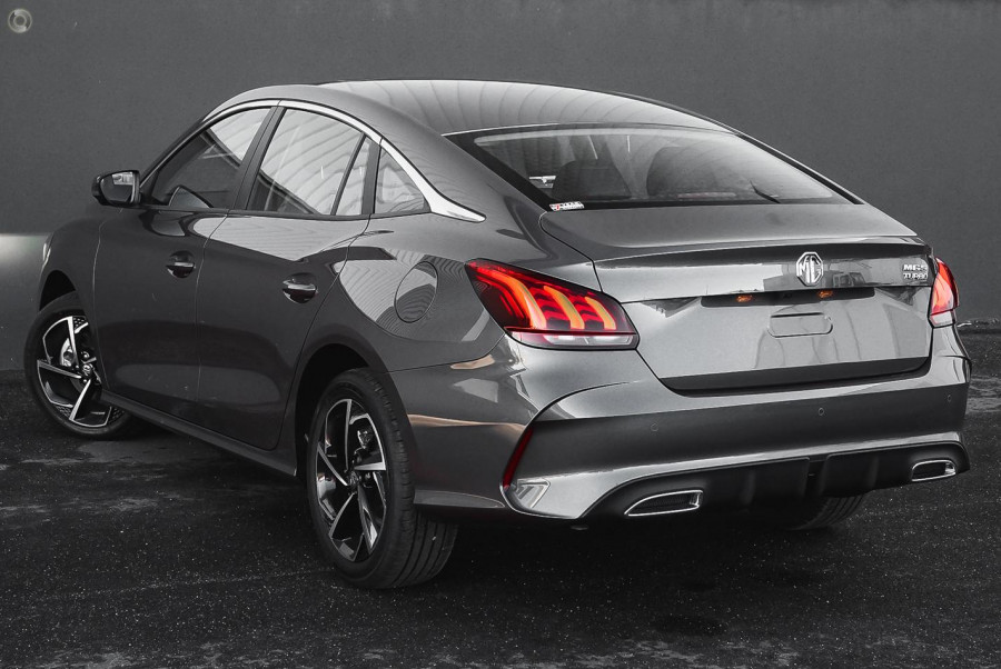 2024 MG MG5  Essence Sedan Image 10