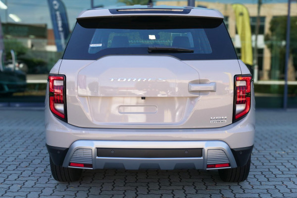 2025 MY26 KGM Torres J140 Hybrid K30 SUV Image 7