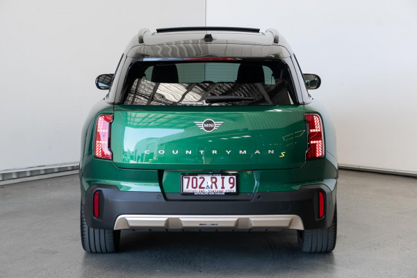2024 MINI Countryman U25 SE Classic SUV image 5