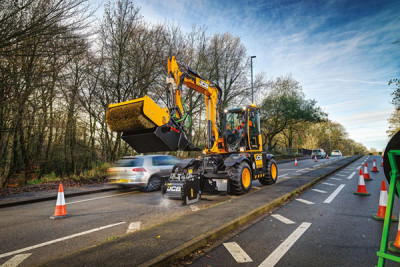 New JCB Hydradig Pothole Pro
