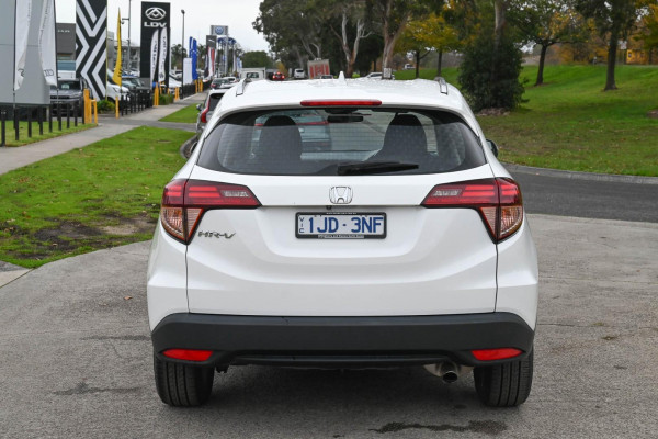 2017 Honda HR-V  VTi-S SUV Image 5